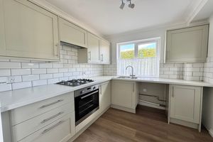 Kitchen- click for photo gallery